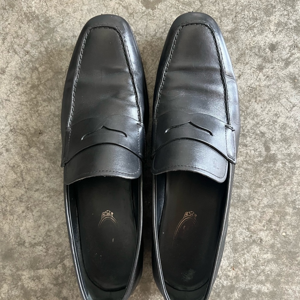 Tod's Classic Black Leather Loafers